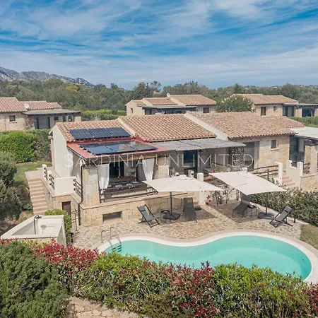 Flor De Lis * Punta Molara