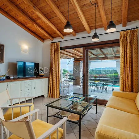 Flor De Lis Villa Punta Molara